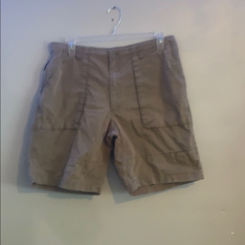 (3 for $10) Gap shorts